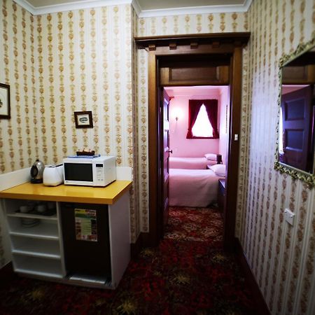 Motel Mayfair On Cavell Гобарт Екстер'єр фото