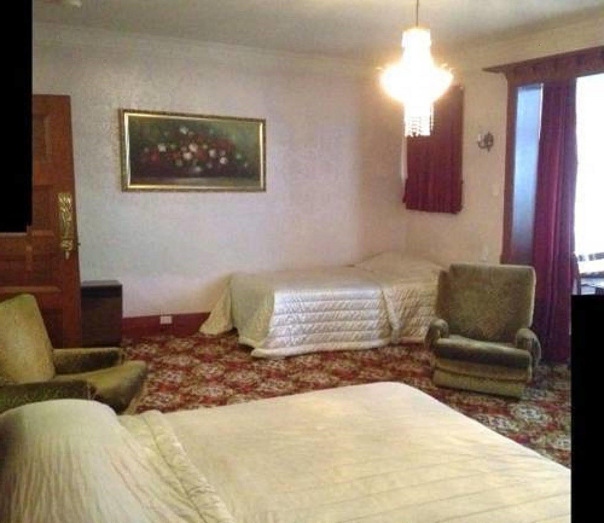 Motel Mayfair On Cavell Гобарт Екстер'єр фото
