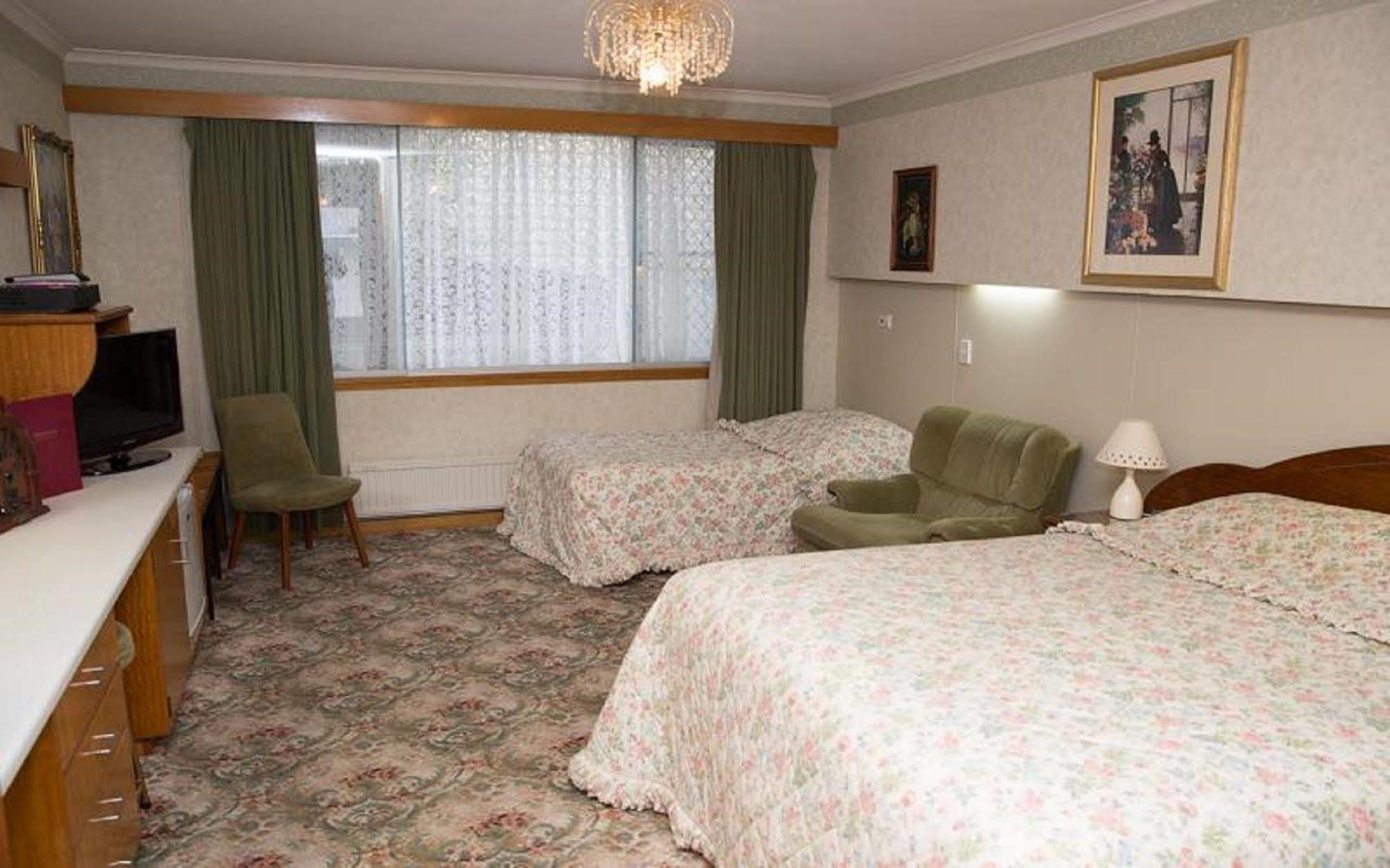 Motel Mayfair On Cavell Гобарт Екстер'єр фото